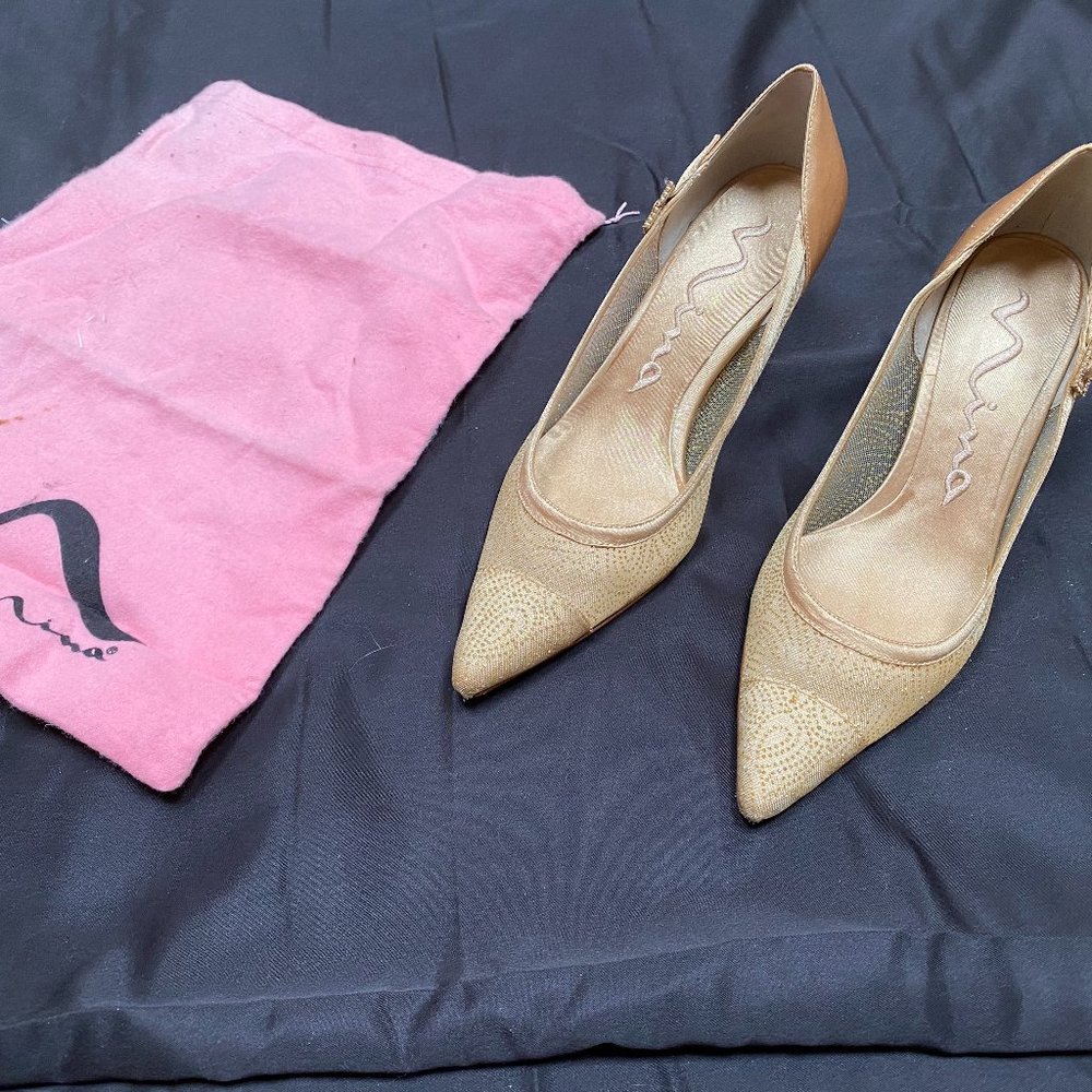 Nina Gold Dress Shoes Size 6.5